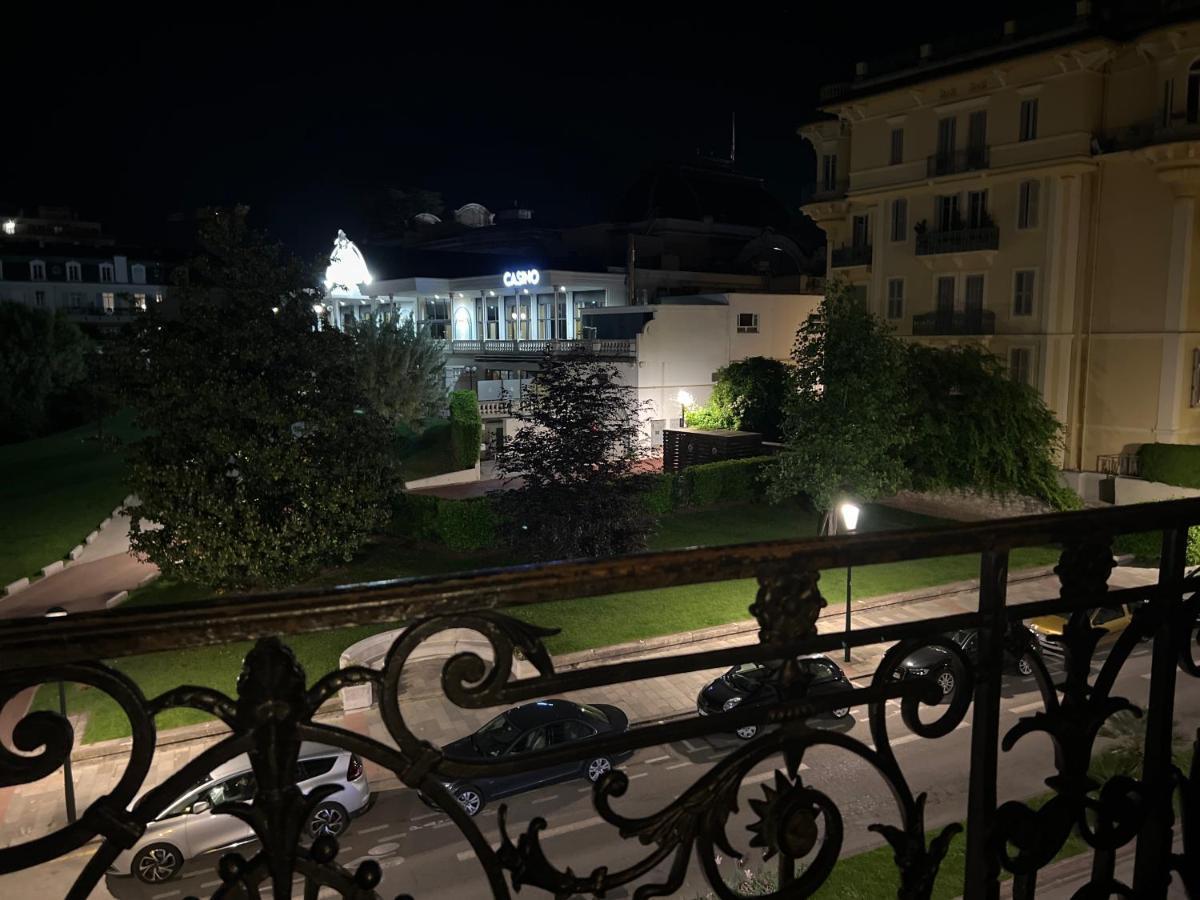 Hotel Savoy Aix-les-Bains Exteriör bild
