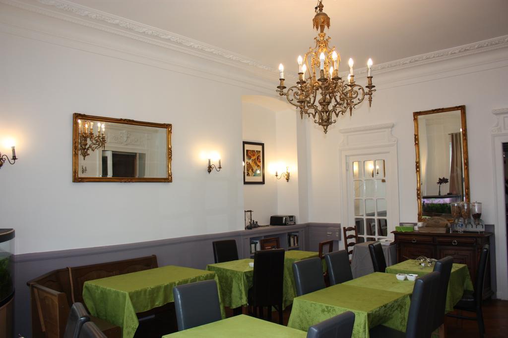 Hotel Savoy Aix-les-Bains Exteriör bild