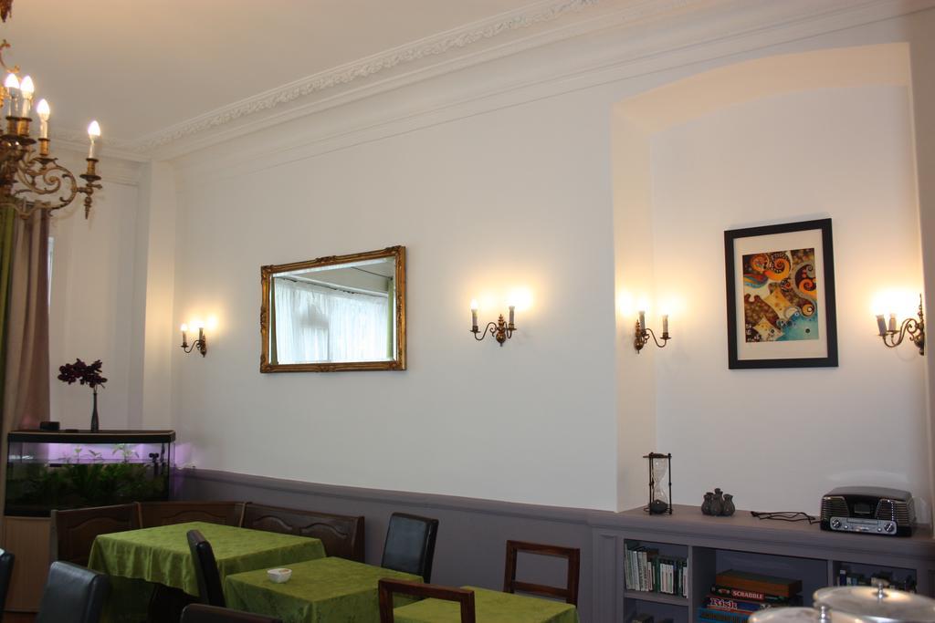 Hotel Savoy Aix-les-Bains Exteriör bild