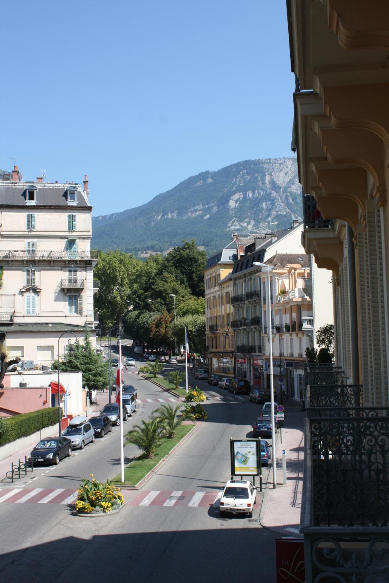 Hotel Savoy Aix-les-Bains Exteriör bild