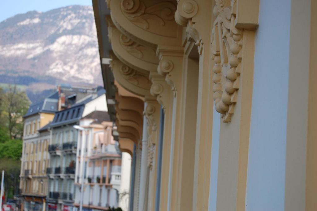 Hotel Savoy Aix-les-Bains Exteriör bild